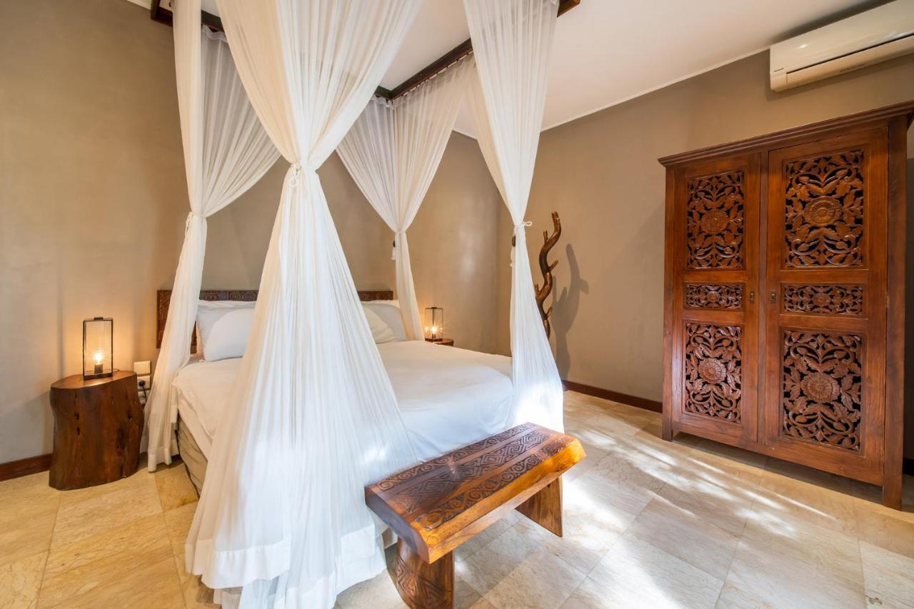 Oia * Ubud (Bali)